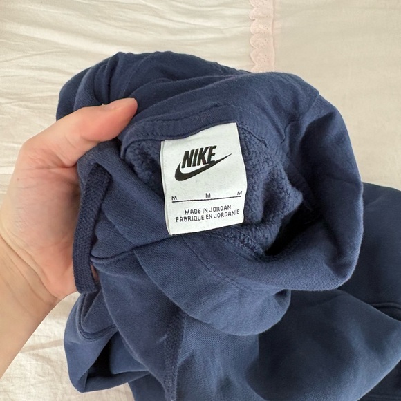 Nike Men's Navy Pullover Hoodie - Picture 3 of 3